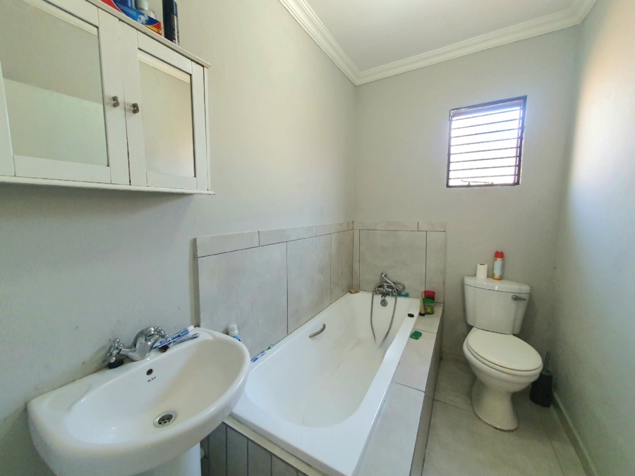 3 Bedroom Property for Sale in Mabopane North West